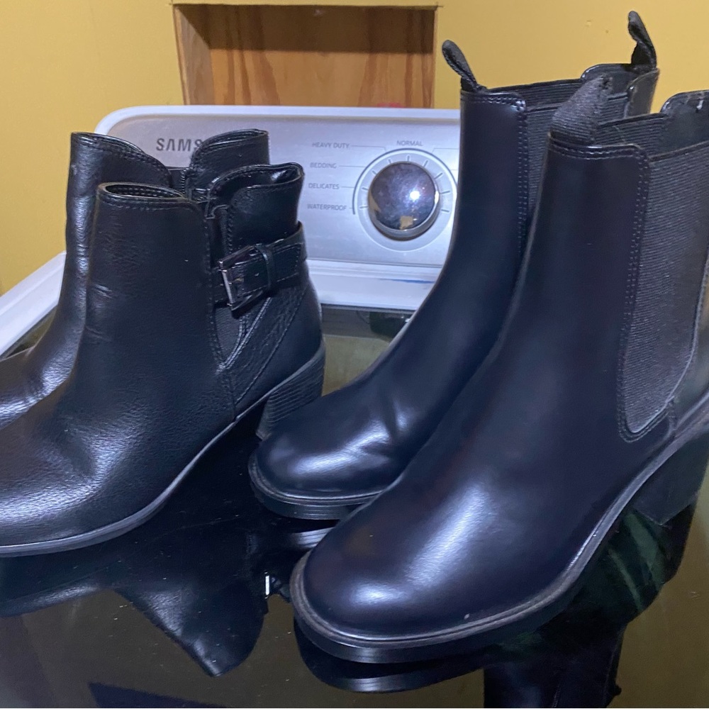 ‼️Brand New Never been Worn (right)